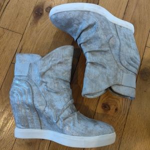 Jennifer Lopez Bootie with hidden wedge